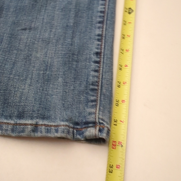 Lucky Brand 221 Original Straight Jeans size 30 X 34 (32) Medium Blue Denim Wash - Picture 6 of 11